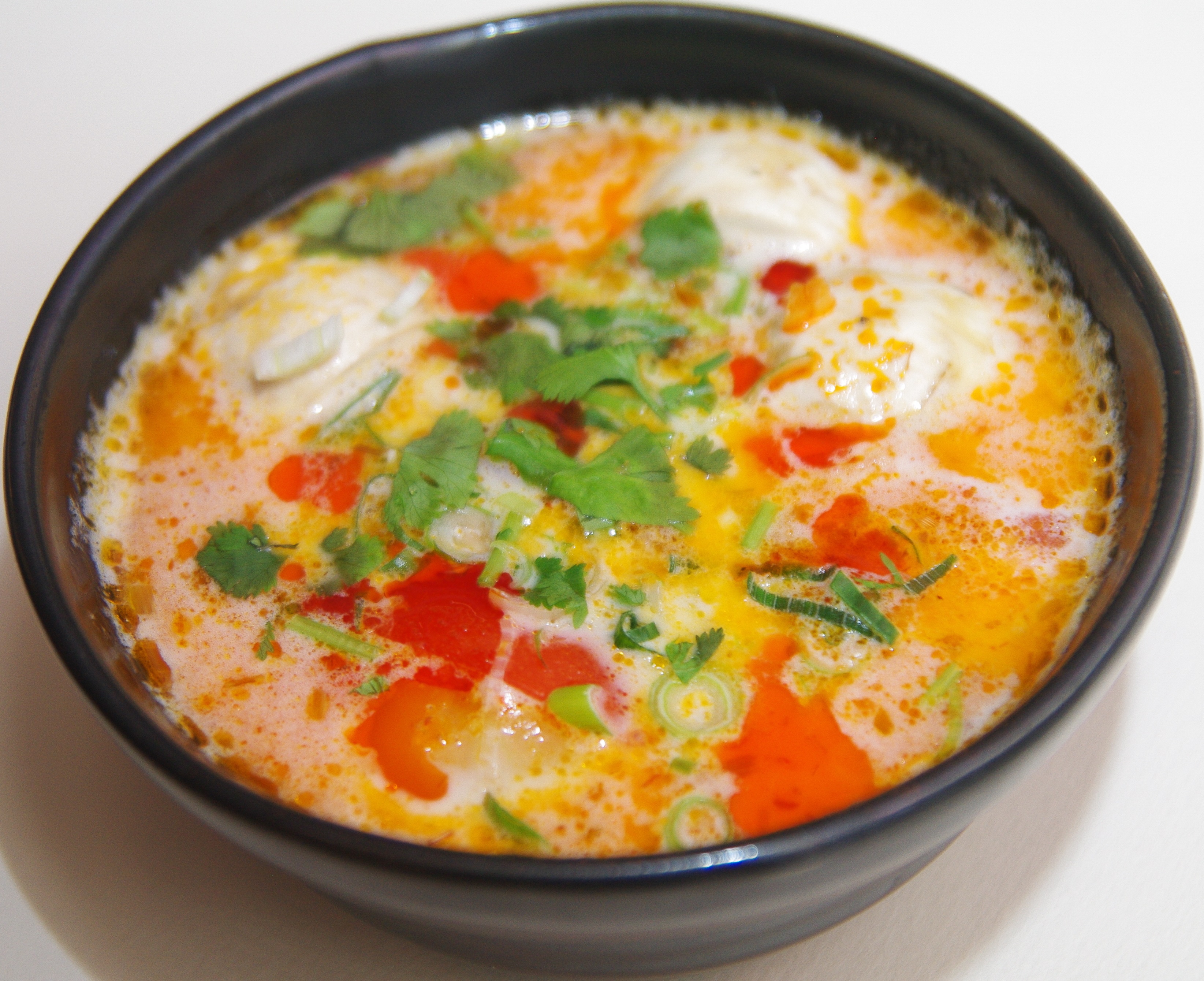 Suppe mit Hühnerfleisch